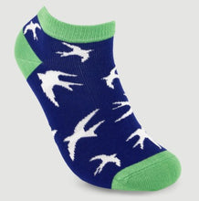Cargar imagen en el visor de la galería, CALCETINES DE ALGODON ORGANICO MOD. BIRDS INK