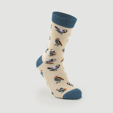 Cargar imagen en el visor de la galería, CALCETINES DE ALGODON ORGANICO MOD. BIRDS TINTA VERALUNA