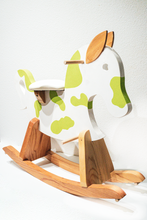 Cargar imagen en el visor de la galería, Caballo Balancín de Madera Artesanal – Juguete Solidario