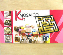 Cargar imagen en el visor de la galería, Kit de Mosaico Artesanal con Piezas de Mármol – Regalo Solidario