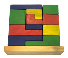 Cargar imagen en el visor de la galería, Juego de Tetris en Madera Artesanal – Regalo Solidario