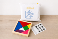 Tangram de Madera Artesanal – Juego Educativo Solidario